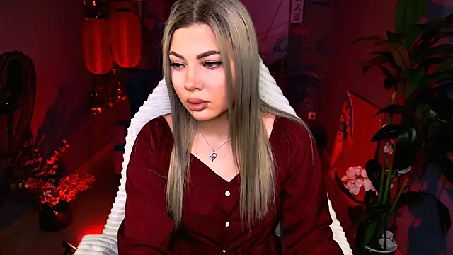 HyileyClark online show from 03/25/26, 09:15