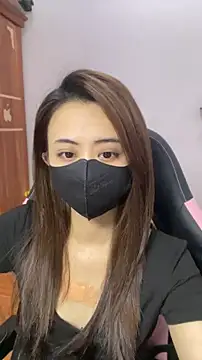 Lunamoon68 online show from 04/18/26, 04:16