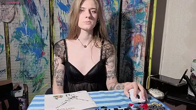 Adell Love online show from 05/31/26, 05:09