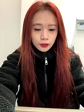 YYoom online show from 11/28/25, 09:34