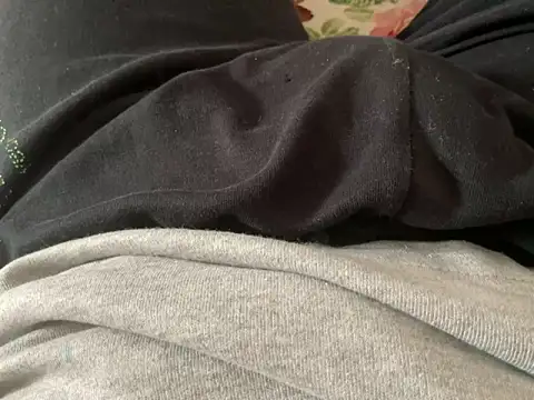 Snapshot of erdestruttor18 chatting on 02/28/26, 08:15 erdestruttor18 online show from 02/28/26, 08:15