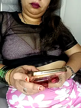 Snapshot of Marathi_ruhi1 chatting on 11/26/25, 05:47 Marathi ruhi1 online show from 11/26/25, 05:47