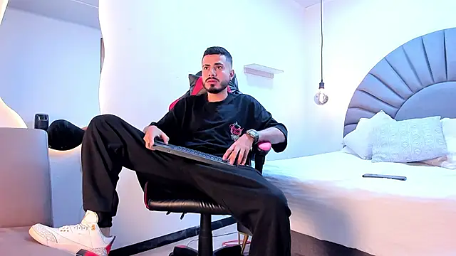 MatthewCullen online show from 03/04/26, 05:46