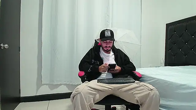 MatthewCullen online show from 04/22/26, 02:25