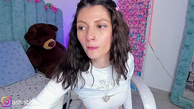 Ash 20  online show from 03/05/26, 08:49