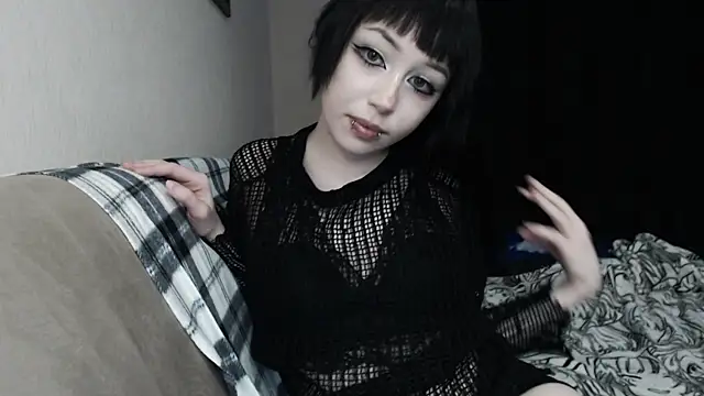 Lucyy666 online show from 12/18/25, 01:17