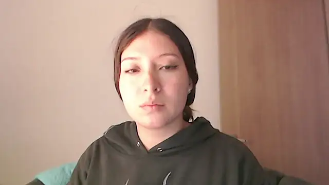 Snapshot of -Ivonny- chatting on 11/26/25, 08:32 -Ivonny- online show from 11/26/25, 08:32