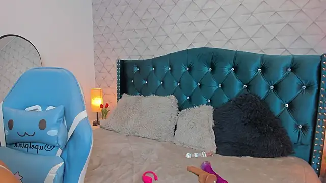 Valery jame online show from 03/10/26, 08:58