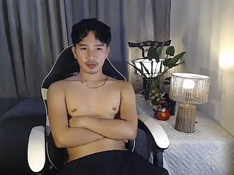  bigcock charles online show from 12/03/25, 10:30