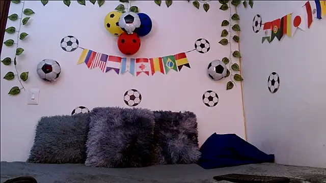 MarillynMorgan online show from 07/29/26, 06:17
