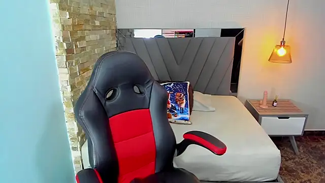 BRIAGALVIN4 online show from 12/02/25, 07:31