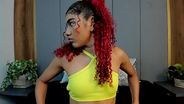 Red Vel  online show from 12/04/25, 10:57