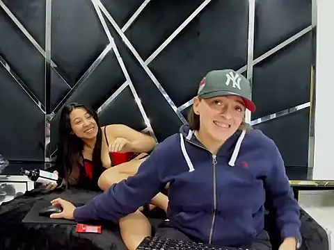 Alyssa Noah online show from 12/02/25, 04:18