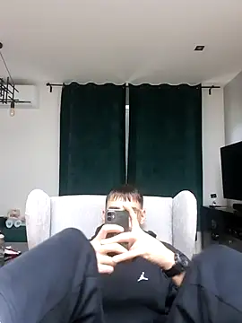 martme69 online show from 12/17/25, 09:15