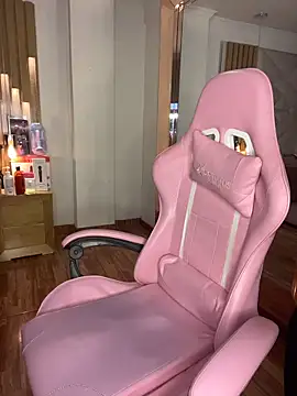 coraline vera online show from 03/24/26, 08:03