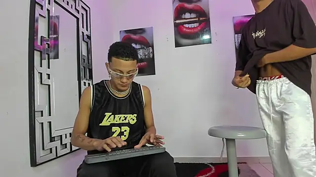 COUPLES BOYS online show from 12/02/25, 07:25