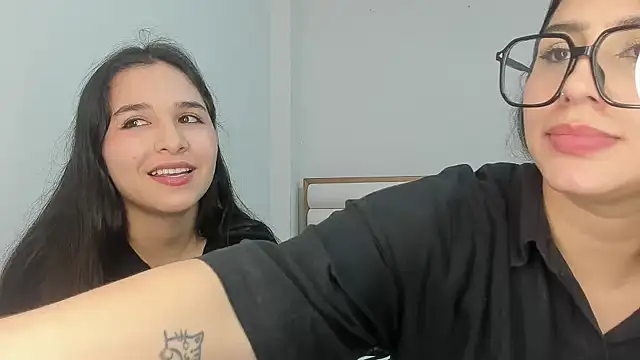 ROUS SWEET  online show from 04/29/26, 04:05