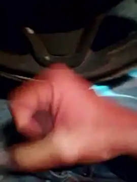 Snapshot of cristian112090 chatting on 02/08/26, 07:23 cristian112090 online show from 02/08/26, 07:23