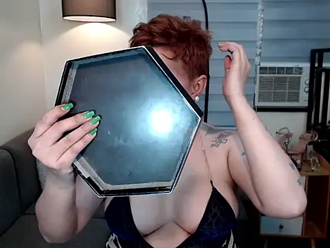 Snapshot of StarletSeductress chatting on 05/01/26, 06:56 StarletSeductress online show from 05/01/26, 06:56