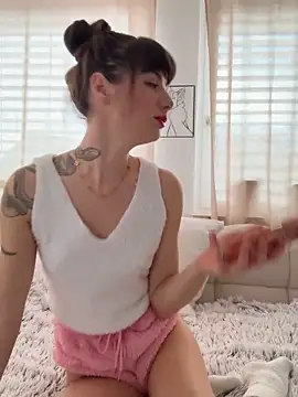 Sugarbellax online show from 02/15/26, 02:58