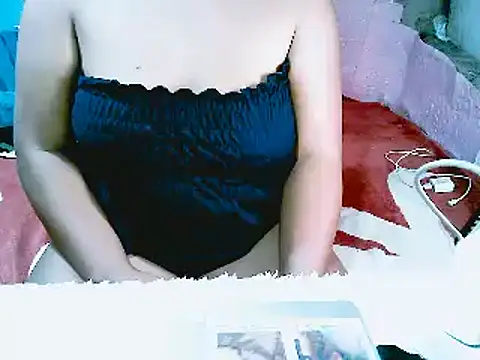 Snapshot of FlorMoreno_Palangga chatting on 12/04/25, 09:40 FlorMoreno Palangga online show from 12/04/25, 09:40