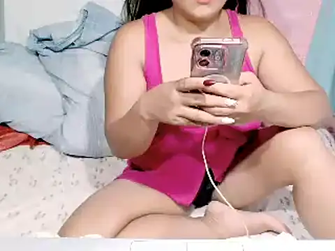 Snapshot of FlorMoreno_Palangga chatting on 06/17/26, 11:34 FlorMoreno Palangga online show from 06/17/26, 11:34