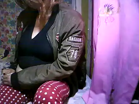 QueenGanda Palangga online show from 03/14/26, 12:17