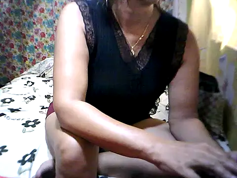 Snapshot of QueenGanda_Palangga chatting on 06/23/26, 05:16 QueenGanda Palangga online show from 06/23/26, 05:16