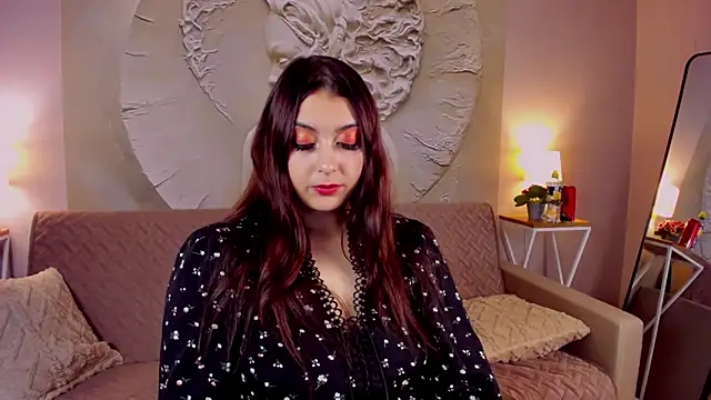 Snapshot of EvelineLaws chatting on 11/29/25, 10:29 EvelineLaws online show from 11/29/25, 10:29