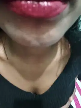 Snapshot of Zoyaa-Zubair chatting on 01/05/26, 06:55 Zoyaa-Zubair online show from 01/05/26, 06:55