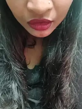 Snapshot of Zoyaa-Zubair chatting on 01/08/26, 08:33 Zoyaa-Zubair online show from 01/08/26, 08:33