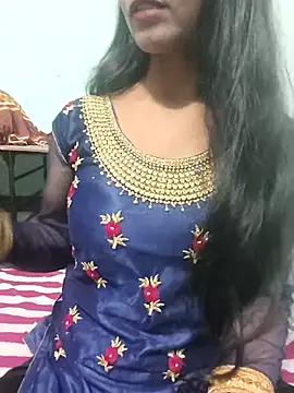 Snapshot of Zoyaa-Zubair chatting on 01/10/26, 10:28 Zoyaa-Zubair online show from 01/10/26, 10:28