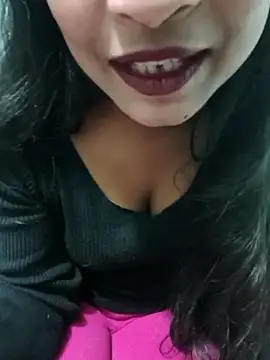 Snapshot of Zoyaa-Zubair chatting on 01/16/26, 09:02 Zoyaa-Zubair online show from 01/16/26, 09:02