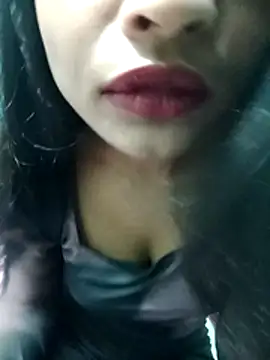 Snapshot of Zoyaa-Zubair chatting on 02/19/26, 06:15 Zoyaa-Zubair online show from 02/19/26, 06:15