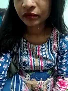 Snapshot of Zoyaa-Zubair chatting on 03/13/26, 06:58 Zoyaa-Zubair online show from 03/13/26, 06:58