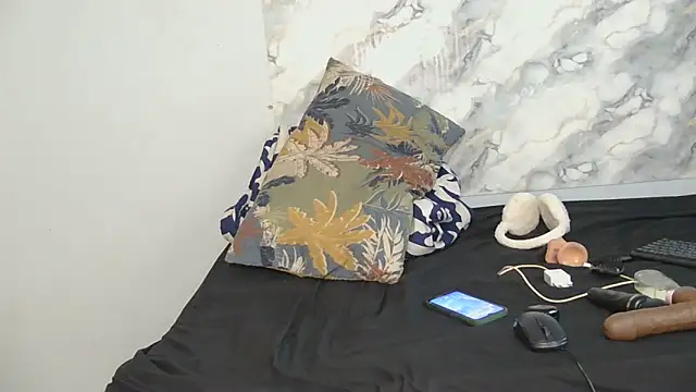 SexyZuluBarbie online show from 06/17/26, 10:39