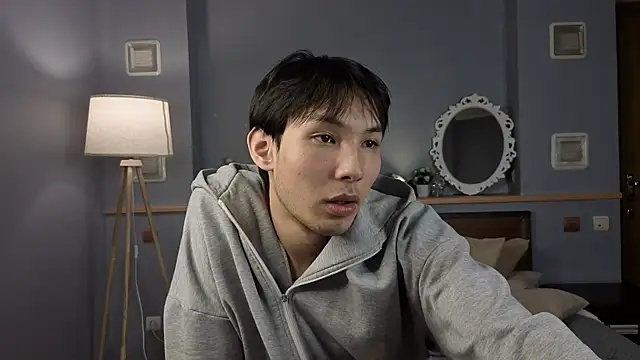 swiftpocket1 online show from 11/27/25, 06:43