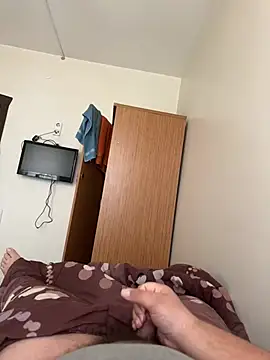 Snapshot of brt2552 chatting on 01/11/26, 08:41 brt2552 online show from 01/11/26, 08:41