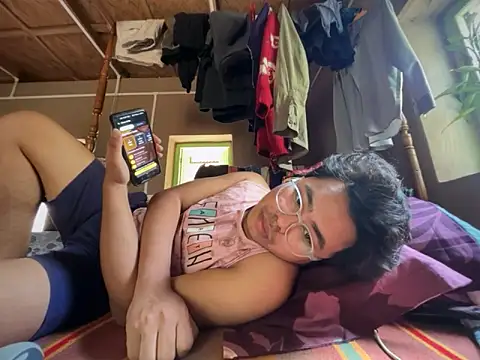 Snapshot of Love_me_always69 chatting on 02/09/26, 07:01 Love me always69 online show from 02/09/26, 07:01