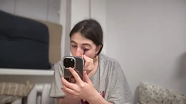 Aphr0ditee online show from 03/05/26, 06:04