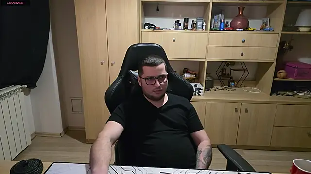 kevinnlovelly online show from 03/14/26, 07:52