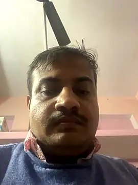 Saxymood1111 online show from 11/28/25, 05:43