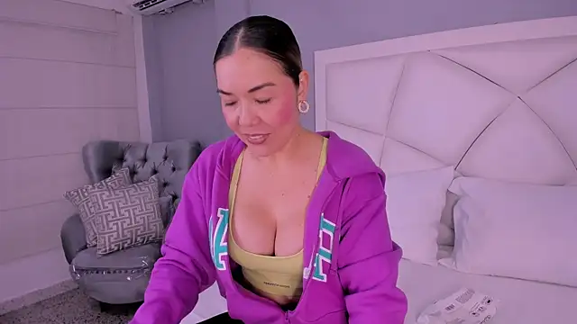 Snapshot of AnnaJaimes chatting on 02/16/26, 11:34 AnnaJaimes online show from 02/16/26, 11:34