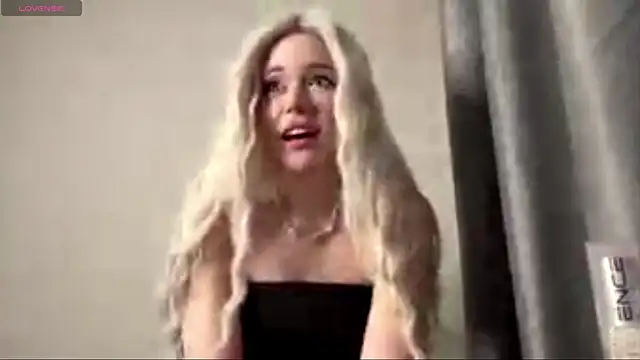 ElyaMur online show from 02/19/26, 03:30