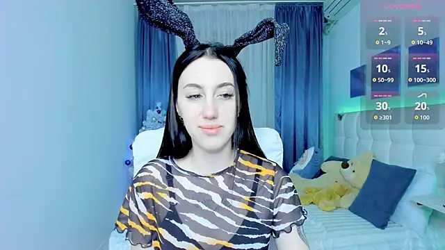 Snapshot of Miss__Linn chatting on 01/12/26, 10:31 Miss Linn online show from 01/12/26, 10:31