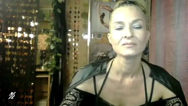 Snapshot of Soniakiss chatting on 07/06/26, 03:03 Soniakiss online show from 07/06/26, 03:03