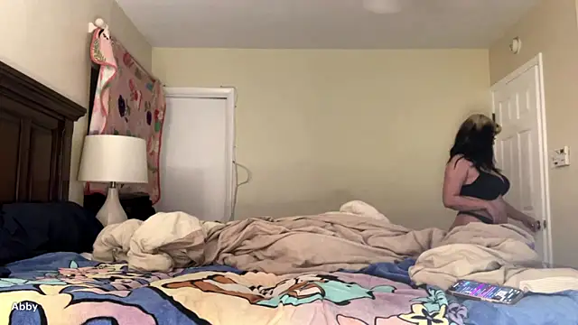 Ithinkitsabby online show from 02/09/26, 02:37