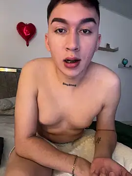 nico sexboy online show from 02/22/26, 04:35