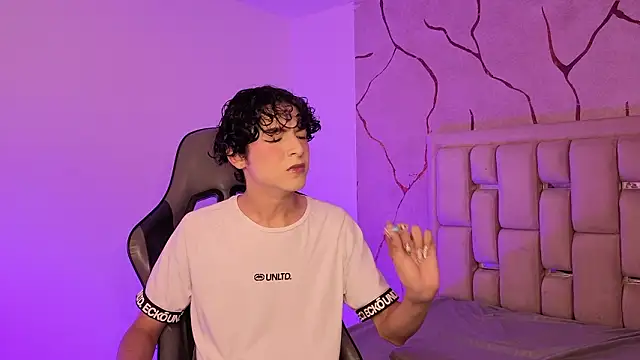 SthepanodiMonaco online show from 02/26/26, 08:30