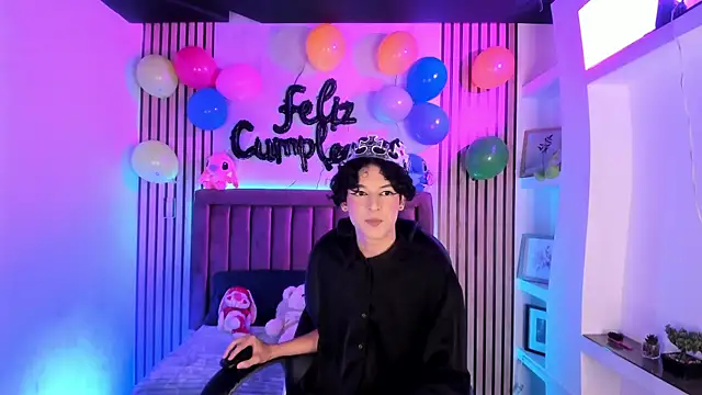 SthepanodiMonaco online show from 04/10/26, 03:12